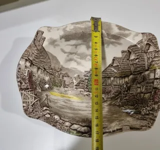 Fuente Vintage Johnson Bros