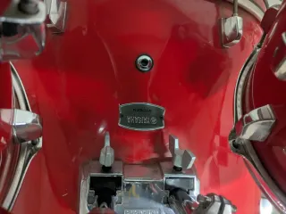 Batería Yamaha Roja