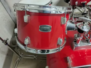 Batería Yamaha Roja