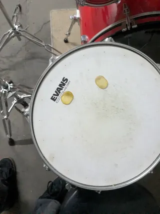 Batería Yamaha Roja