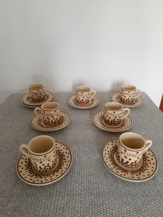 Conjunto 7 chávenas e pires café