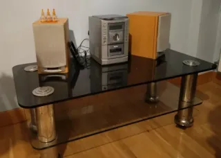 Mesa de salón cristal y metal