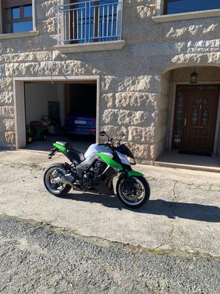 Kawasaki Z1000 Naked Verde/Blanco