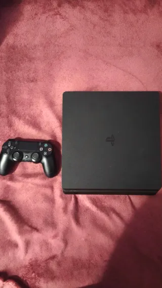PS4 Negra