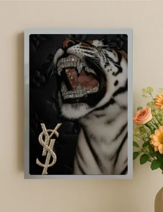 Quadro Tigre con diamanti e logo YSL