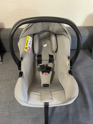 Maxi Cosi Joie I-Snug 2 (40-75cm) Silla + Base