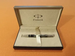 Parker Duofold Special Edition Mosaic Black