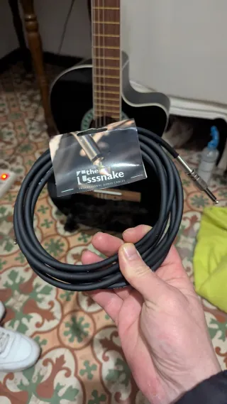 Guitarra Electroacústica Harley Benton Negra