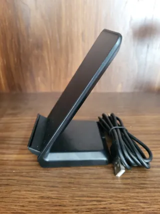 Base de Carga Inalámbrica