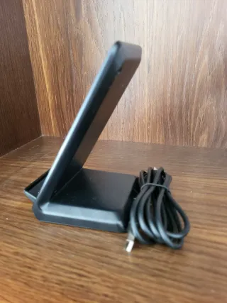 Base de Carga Inalámbrica