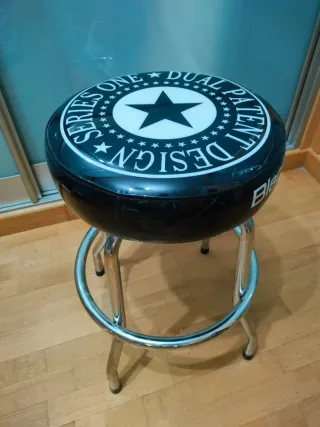 Taburete Guitarra Retro Diseño Estrella Negro