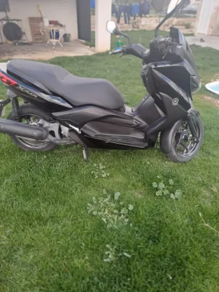 Yamaha XMAX 125 2017 Negra