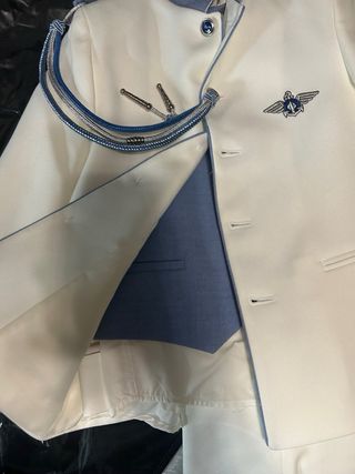 Traje comunión blanco y azul T8 nuevo