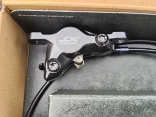 FRENO DELANTERO SHIMANO XT M8100