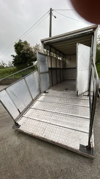 Mercedes-Benz Sprinter 2000