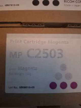 4 Toner Ricoh MP C2503