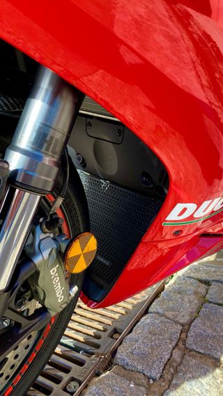 Ducati Panigale V2 Roja 2020