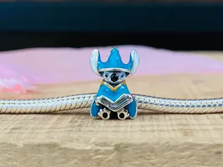 Charm | Stitch modo Harry Potter Disney