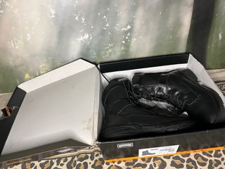 Botas Magnum Talla 45 Negras