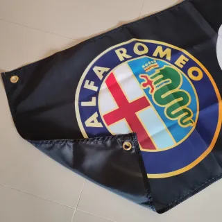 Bandeira Alfa Romeo