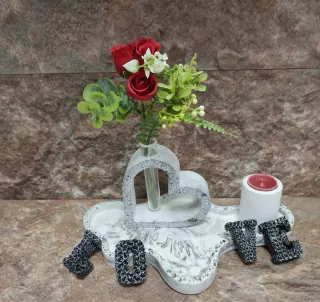 Conjunto Decorativo LOVE Corazón y Bandeja