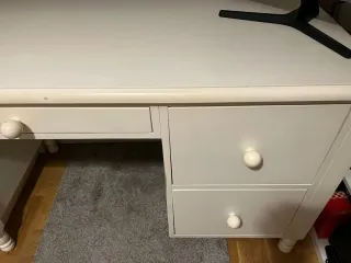 Escritorio madera lacada en blanco