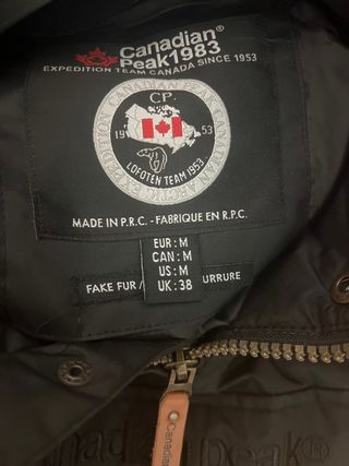 Giacca invernale con bandiera canadese