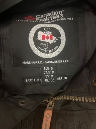 Giacca invernale con bandiera canadese