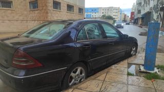 Mercedes-Benz C270 2001