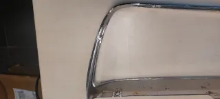 Bisel Cromado Peugeot 505