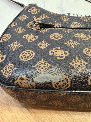 Bolso Guess con Monedero