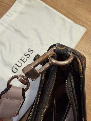 Bolso Guess con Monedero