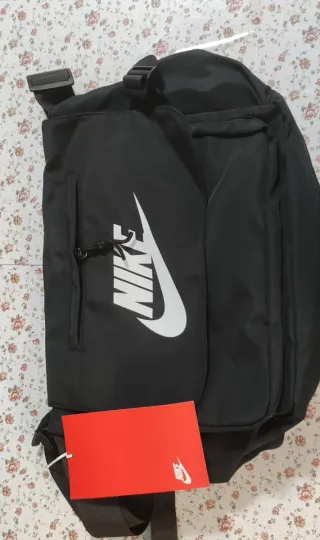 Bolso bandolera Nike negro