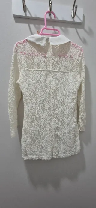 Blusa Bershka encaje blanco