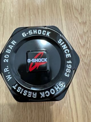 Reloj G-Shock Blanco y Negro