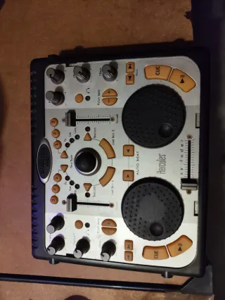 Hercules DJ Control MP3 Mesa Mezclas