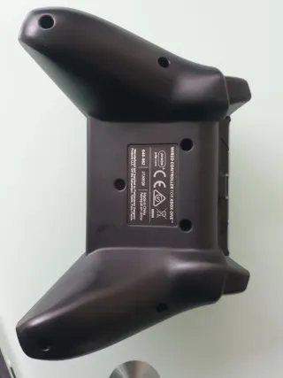 Mando Xbox One negro