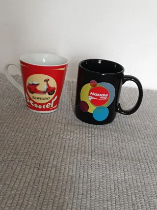2 Originais Canecas Scooter e Honda