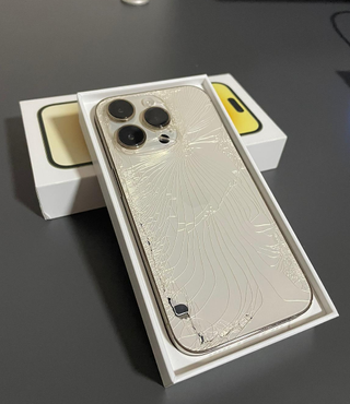 iPhone 14 Pro Dorado