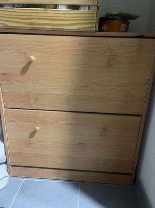Mueble zapatero de madera