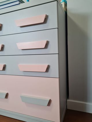 Habitación gemelar + cómoda