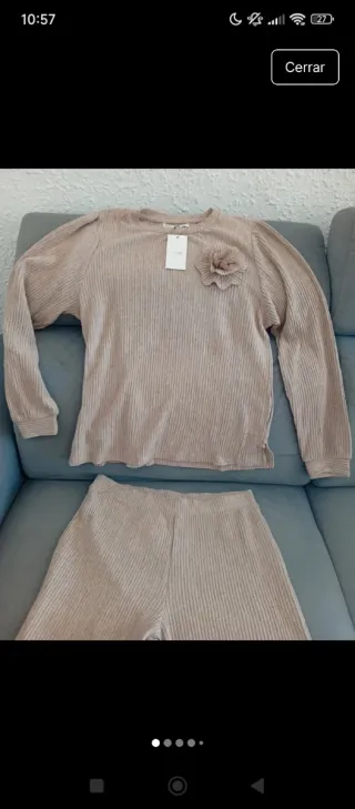 Conjunto suéter y pantalón Talla L