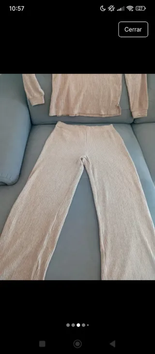Conjunto suéter y pantalón Talla L