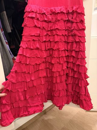 Traje de gitana fucsia con volantes