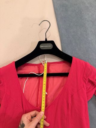 Traje de gitana fucsia con volantes