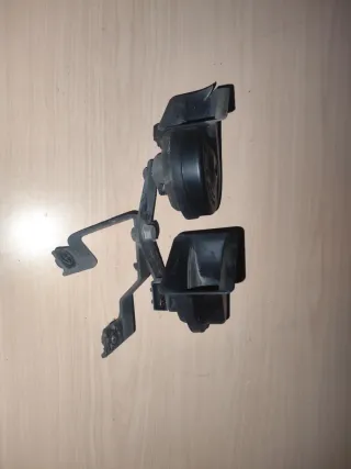 Bocinas Seat León 2004