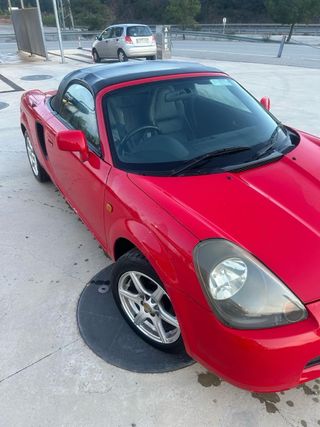 Toyota MR2 2002