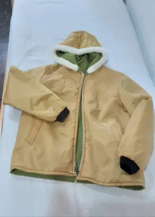 Chaqueton corto chica reversible e impermeable