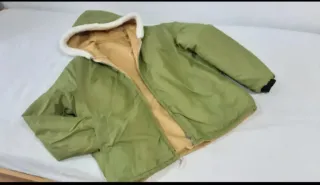 Chaqueton corto chica reversible e impermeable