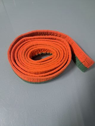 Cinturones de Karate de varios colores